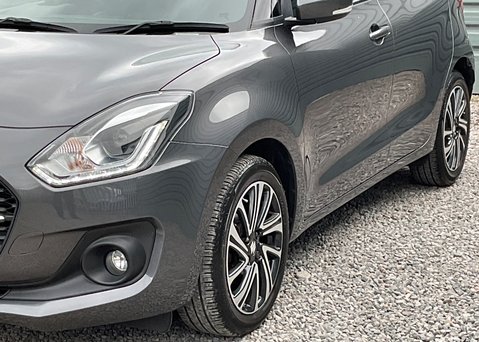 Suzuki Swift SZ5 DUALJET MHEV 5
