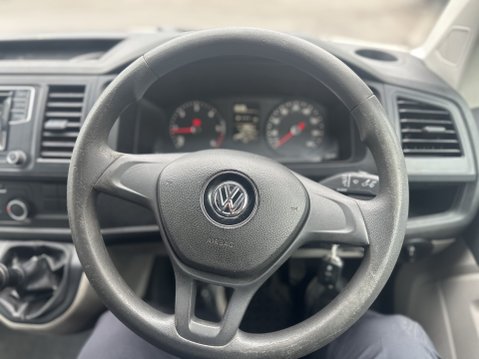 Volkswagen Transporter T32 BMT TDI LONG WHEEL BASE 140BHP NO VAT 16