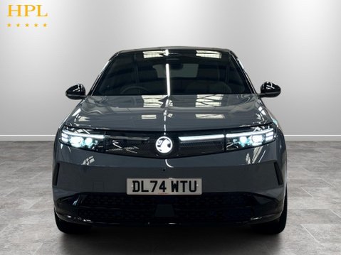 Vauxhall Grandland 73kWh Ultimate SUV 5dr Electric Auto (213 ps) Alloys - Air Con - DAB Radio 2