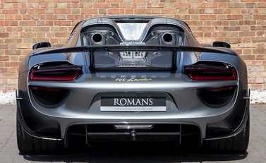 Porsche 918 Spyder 5