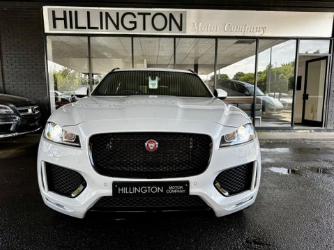 Jaguar F-Pace 2.0 D180 Chequered Flag Auto AWD Euro 6 (s/s) 5dr 3