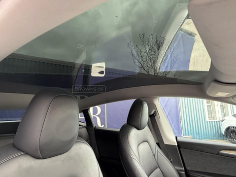 Tesla Model Y (Dual Motor) Long Range SUV 5dr Electric Auto 4WDE (384 bhp) 37