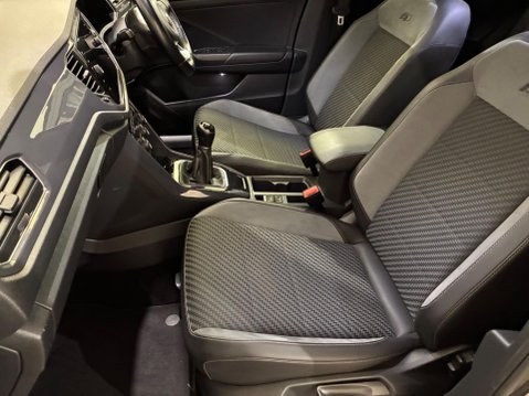Volkswagen T-Roc 1.6 TDI R-Line Euro 6 (s/s) 5dr 47