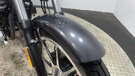 Lexmoto Michigan 2019 ONLY 53 MILES GREAT CONDITION CRUISER 125CC BIKE LEARNER 25