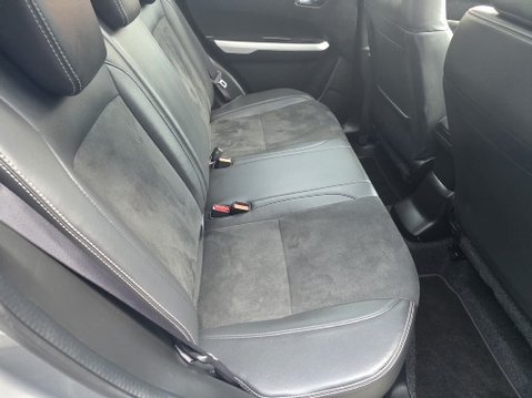 Suzuki Vitara SZ5 1.6 8