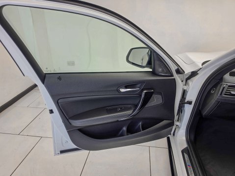 BMW 1 Series 3.0 M140i Shadow Edition Auto 5dr 20