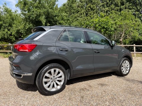 Volkswagen T-Roc 1.0 TSI SE Euro 6 (s/s) 5dr 29