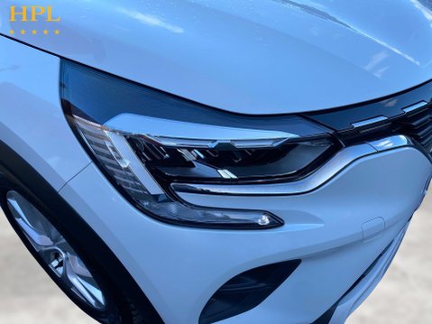 Renault Captur 1.0 TCe Iconic SUV 5dr Petrol Manual Euro 6 (s/s) (100 ps) 9