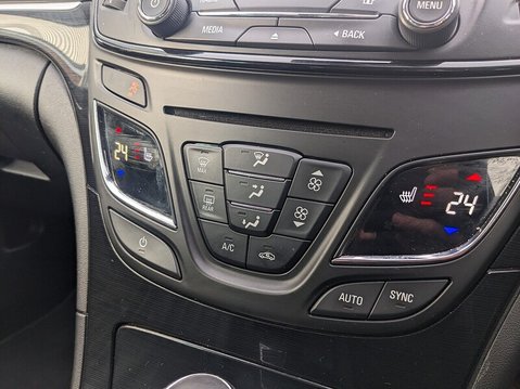 Vauxhall Insignia ELITE NAV CDTI 31