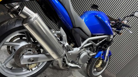 Cagiva Raptor 2007 ONLY 15K MOT SEPTEMBER 2027 LIGHTWEIGHT NAKED 650CC 23