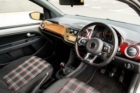 Volkswagen Up GTI