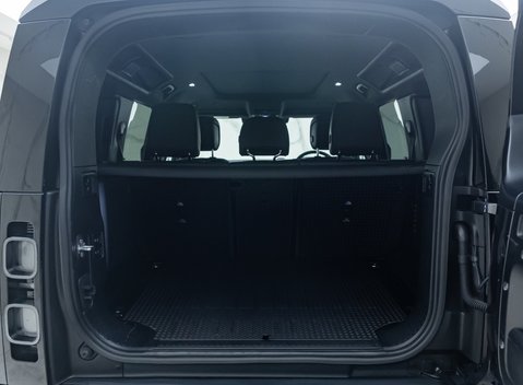 Land Rover Defender 110 V8 P525 41