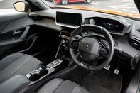 Peugeot 2008 GT 4