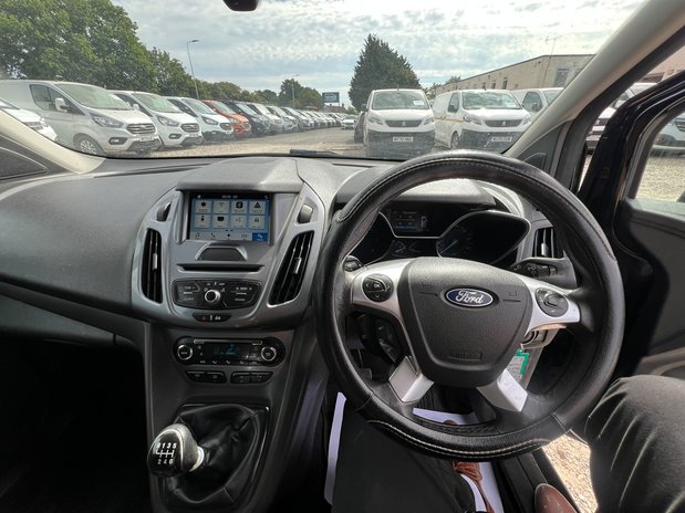 Ford Transit Connect LWB L2H1 Low Roof Limited Air Con Nav Sensors EURO 6 NO VAT 48