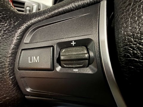 BMW 2 Series 1.5 218I Sport 2dr 33