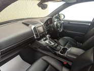 Porsche Cayenne 3.0 Cayenne V6 D Tiptronic S 4WD 5dr 34