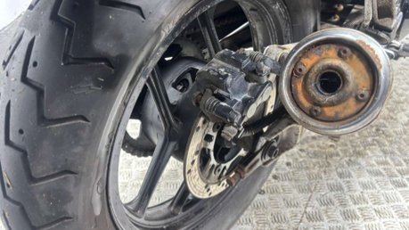 Kawasaki Ninja 250 R 1997 NON RUNNING CLASSIC PROJECT BIKE SPARES OR REPAIR 250CC 29