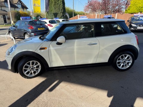 Mini Hatch 1.5 One D Euro 6 (s/s) 3dr 13