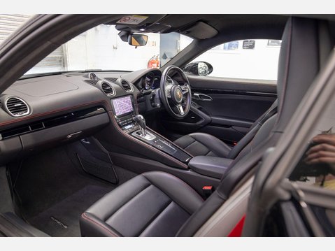 Porsche 718 Cayman 4.0 GTS PDK Euro 6 (s/s) 2dr 31