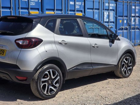 Renault Captur 1.5 dCi ENERGY Iconic SUV 5dr Diesel EDC Euro 6 (s/s) (90 ps) 11