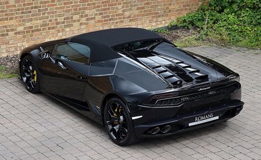 Lamborghini Huracan Spyder 25