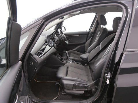 BMW 2 Series 1.5 218i Sport Euro 6 (s/s) 5dr 23