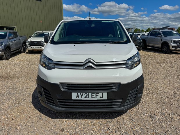 Citroen Dispatch XLWB L3H1 [SOLD SM] Low Roof Enterprise 1200 Air Con Sensors EURO 6 3