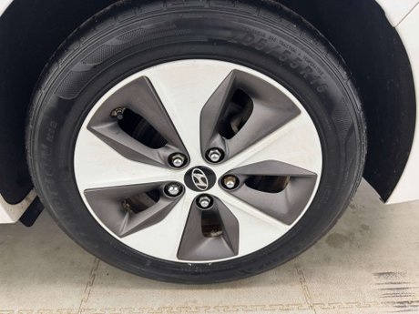 Hyundai IONIQ IONIQ Premium BEV 5dr 8