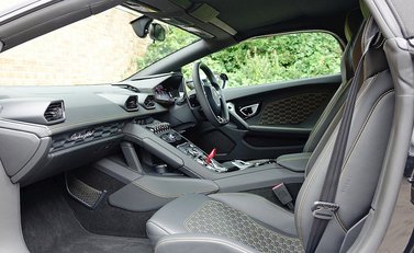 Lamborghini Huracan Spyder 22