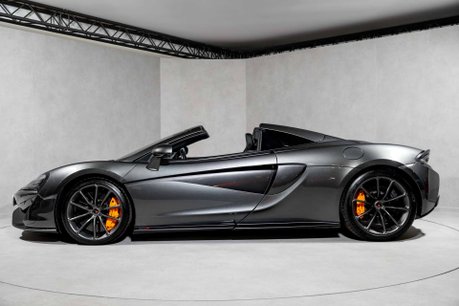 McLaren 570S SPIDER. WARRANTY. FULL MSH. CERAMIC BRAKES. SPORT EXHAUST. FRONT LIFT. B&O 7