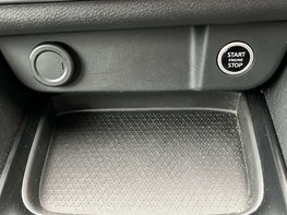 Nissan Qashqai 1.3 Qashqai Acenta Premium T MHEV CVT 5dr 55