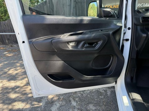 Peugeot Partner BLUEHDI PROFESSIONAL L1 21