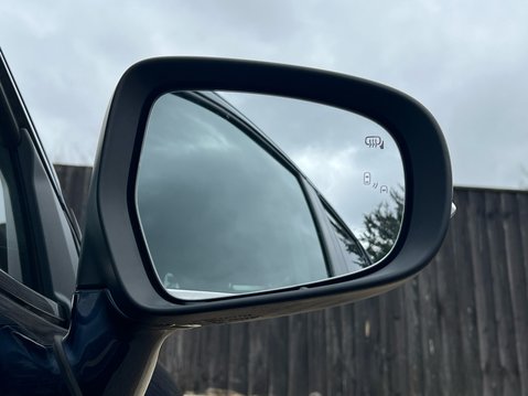 Suzuki S-Cross MOTION BOOSTERJET MHEV 21