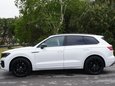 Volkswagen Touareg 3.0 TSI V6 Black Edition Tiptronic 4Motion Euro 6 (s/s) 5dr 9