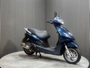 Piaggio Fly 2015 ONLY 8K RUNNING PROJECT SCOOTER SPARES OR REPAIR 125CC 3