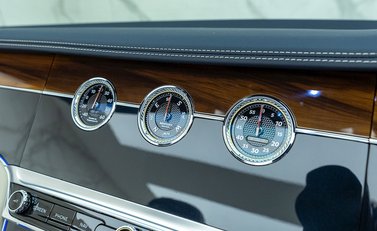 Bentley Continental GT W12 Convertible First Edition 21