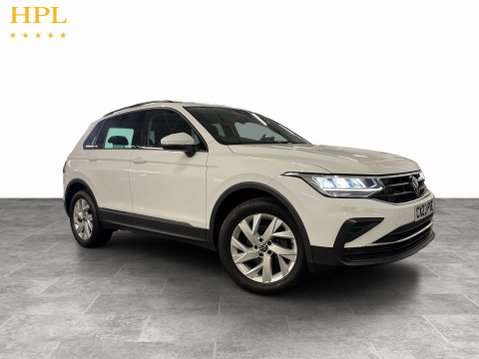 Volkswagen Tiguan 1.5 TSI Life SUV 5dr Petrol DSG Euro 6 (s/s) (150 ps) 1