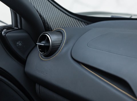 McLaren 765LT Spider 34