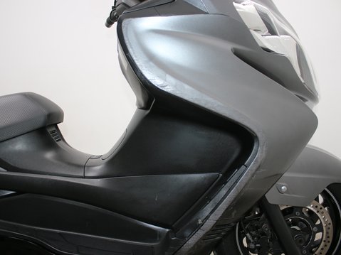 Suzuki Burgman 400 AN 400 L2 30