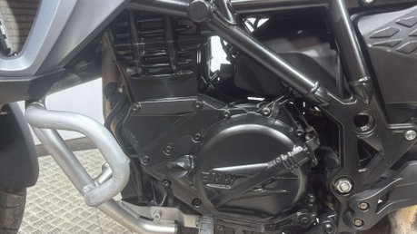 BMW F800 2014 ONLY 23K FULL ALLOY LUGGAGE NEW MOT SERVICED 800CC 45