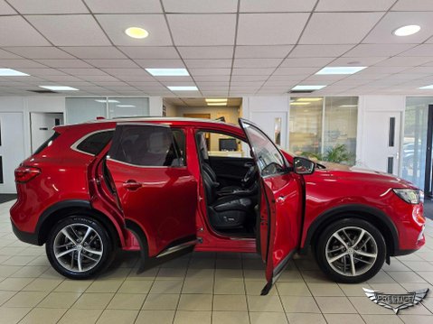 MG HS 1.5 T-GDI Exclusive Euro 6 (s/s) 5dr 52