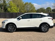 Nissan Qashqai DIG-T ACENTA PREMIUM DCT MHEV 4