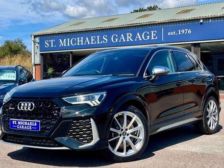Audi RS Q3 2.5 RS Q3 TFSI Quattro Semi-Auto 4WD 5dr