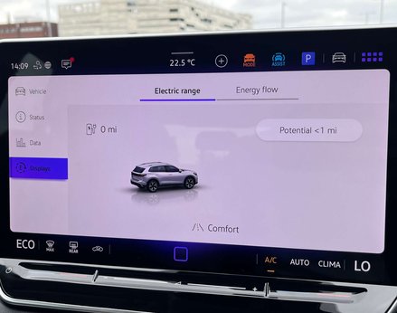 Volkswagen Tiguan 1.5 Tiguan Life TSi PHEV Semi-Auto 5dr 53