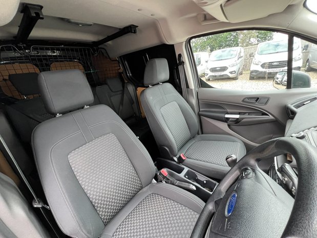 Ford Transit Connect Crew Cab LWB L2H1 Low Roof Trend Air Con Sensors EURO 6 NO VAT 30