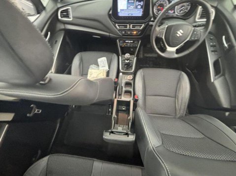 Suzuki S-Cross ULTRA BOOSTERJET ALLGRIP MHEV 3
