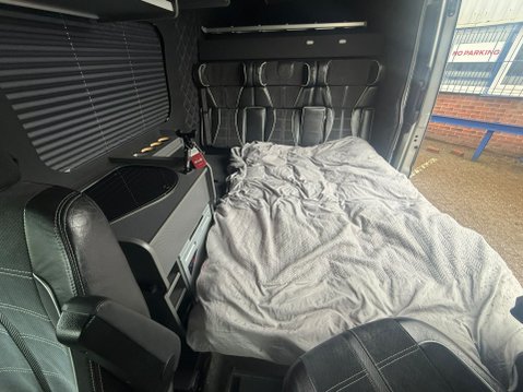 Mercedes-Benz Sprinter AB RACE CRUISER RACE VAN RACE TRUCK 10