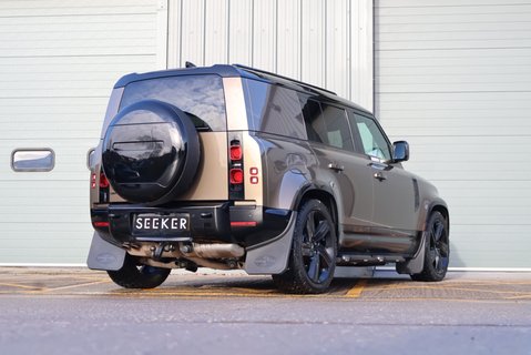 Land Rover Defender 110 D300 HARD TOP COMMERCIAL  X-DYNAMIC HSE GENUINE REAR SEATS  SEEKER STYLED 10