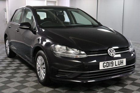 Volkswagen Golf S TSI 2