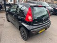 Peugeot 107 1.0 12V Urban 2 Tronic Euro 4 3dr 4